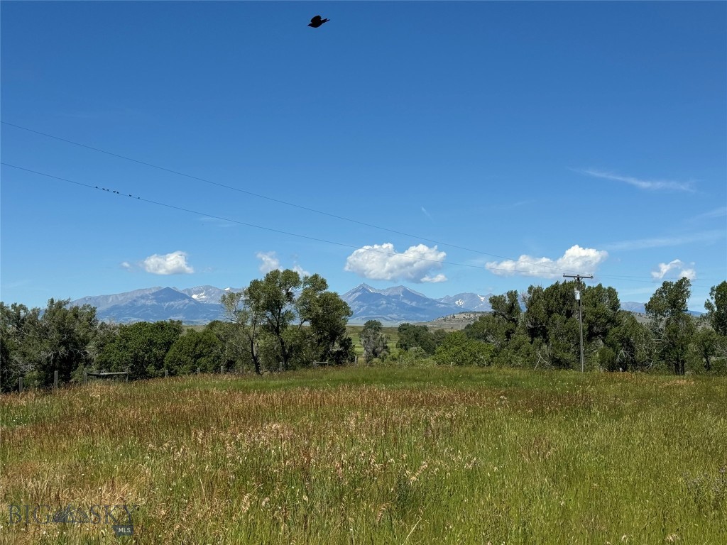 185 Howie, Big Timber MT 59011
