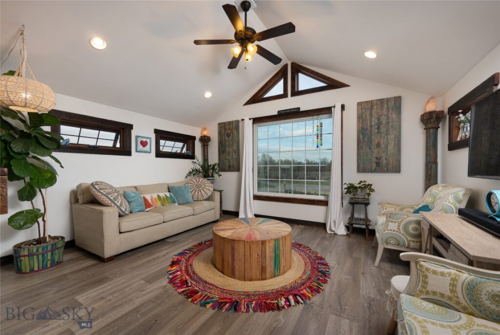 110 Double L, Manhattan MT 59741