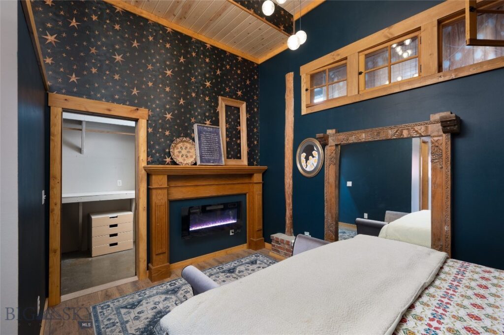 110 Double L, Manhattan MT 59741