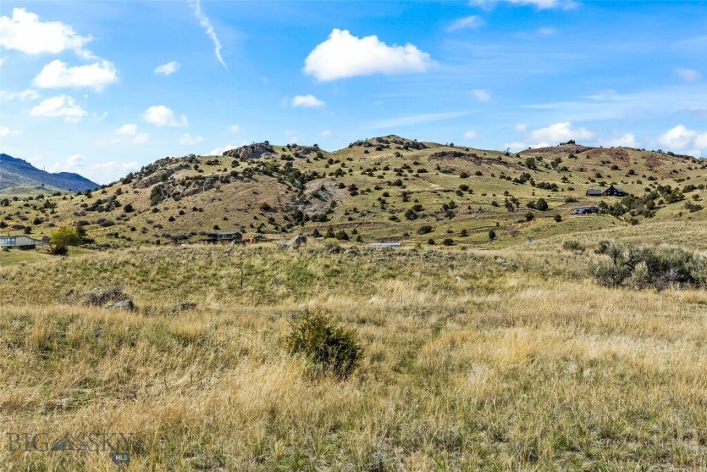 158 Dry Creek Road S, Emigrant MT 59027