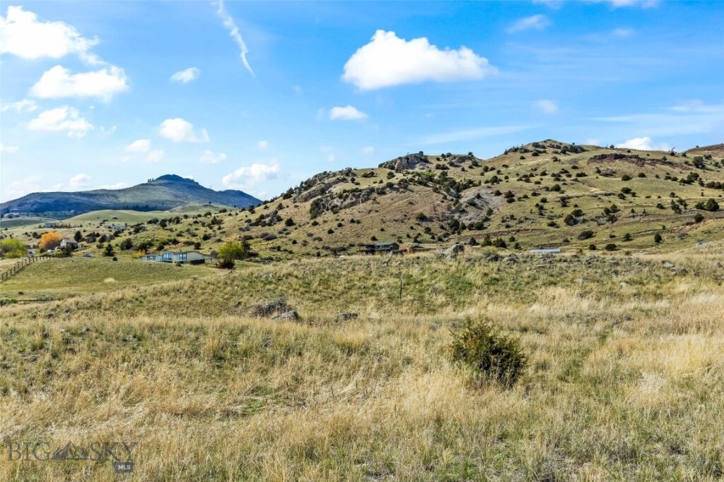158 Dry Creek Road S, Emigrant MT 59027