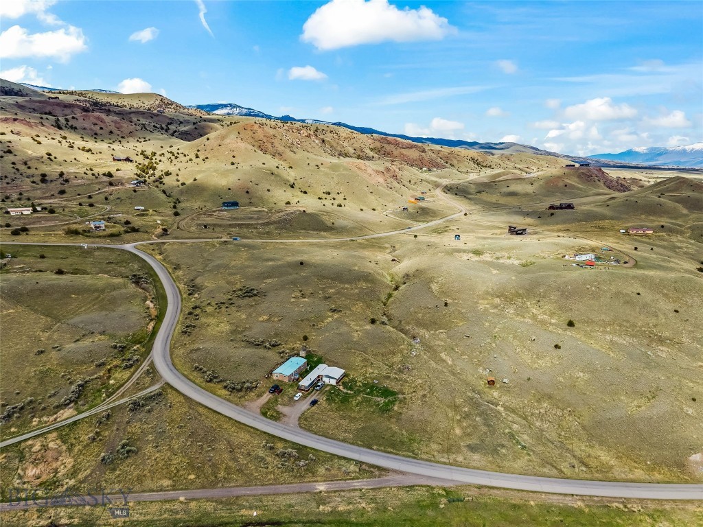 158 Dry Creek Road S, Emigrant MT 59027