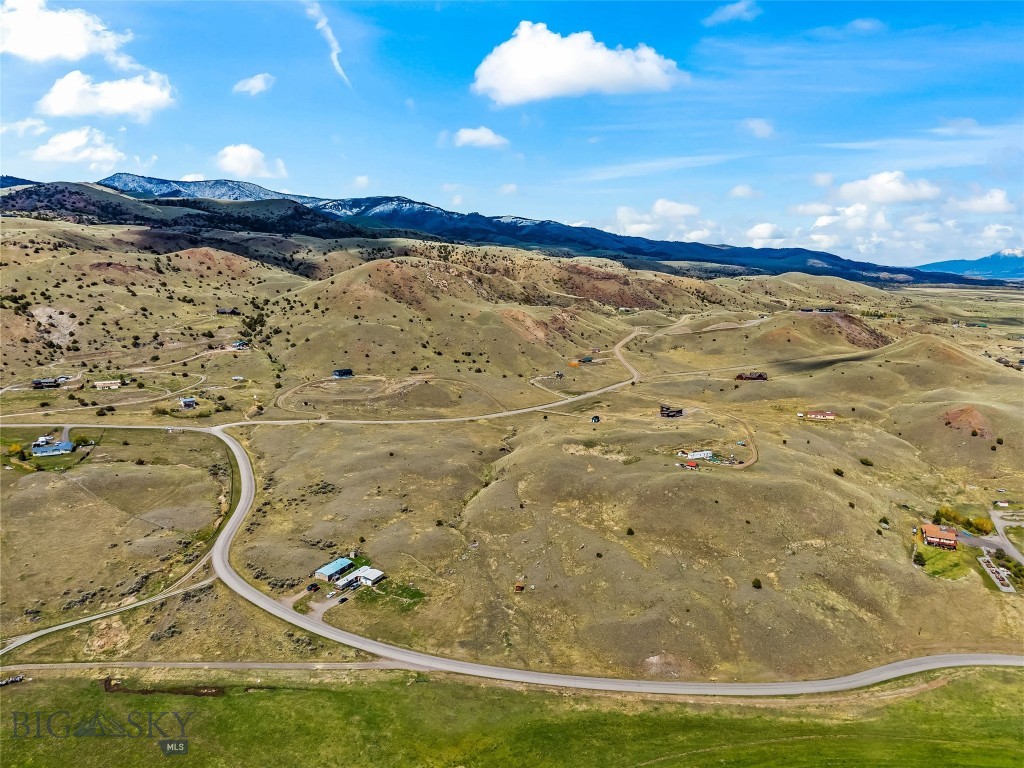 158 Dry Creek Road S, Emigrant MT 59027