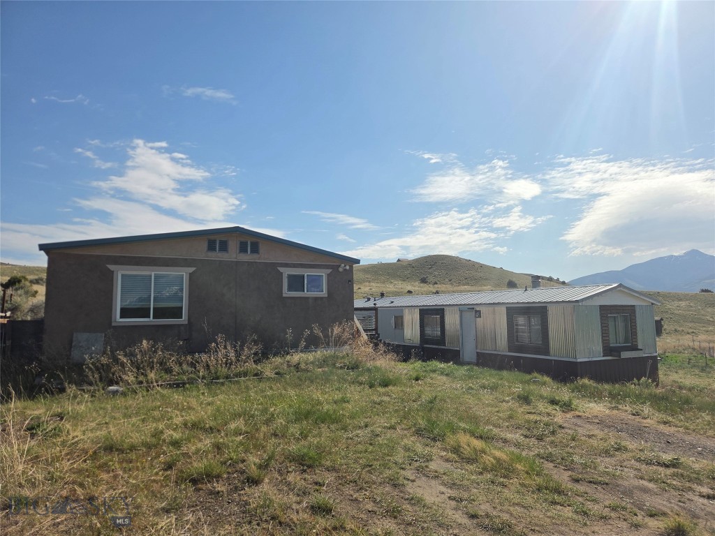 158 Dry Creek Road S, Emigrant MT 59027