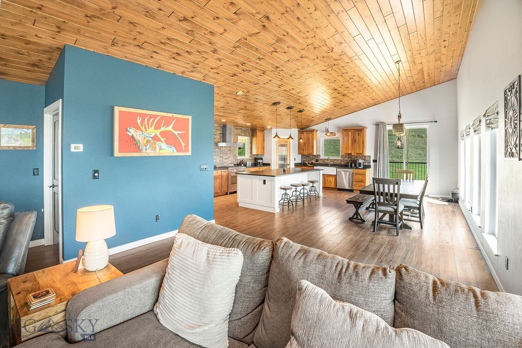 100 Stevie Lane, Philipsburg MT 59858