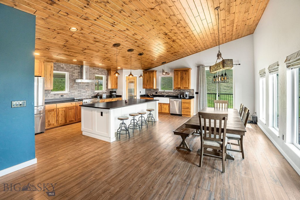 100 Stevie Lane, Philipsburg MT 59858
