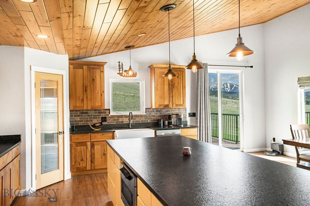 100 Stevie Lane, Philipsburg MT 59858