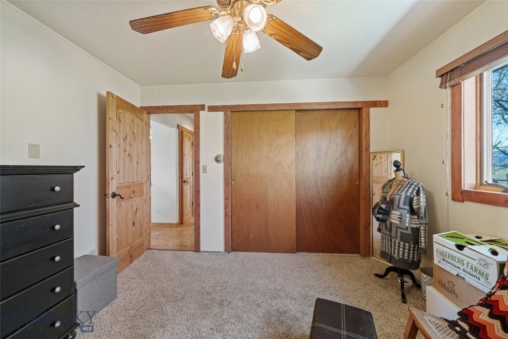 2 Jumping Rainbow Road, Livingston MT 59047