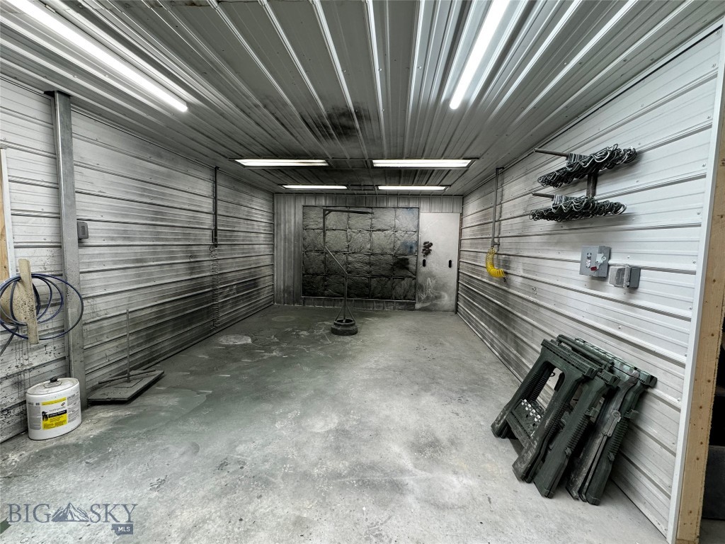 3445 N HWY 91, Dillon MT 59725
