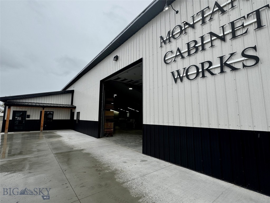 3445 N HWY 91, Dillon MT 59725