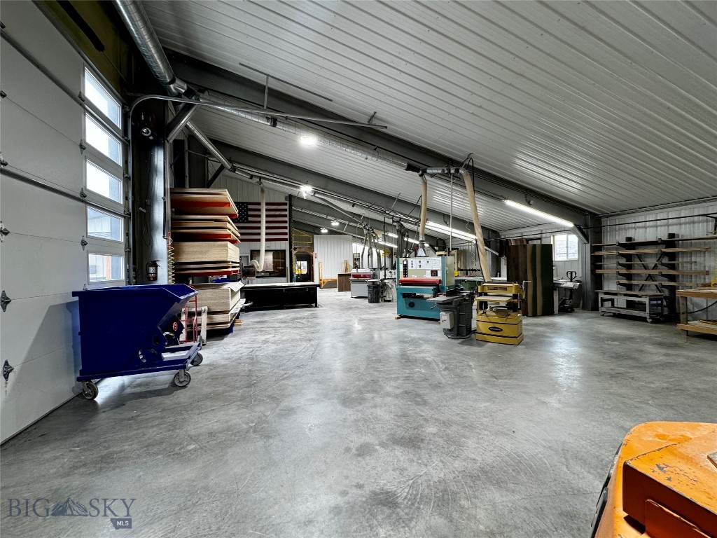 3445 N HWY 91, Dillon MT 59725