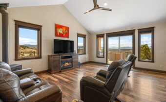 100 Saddle Ridge, Manhattan MT 59741