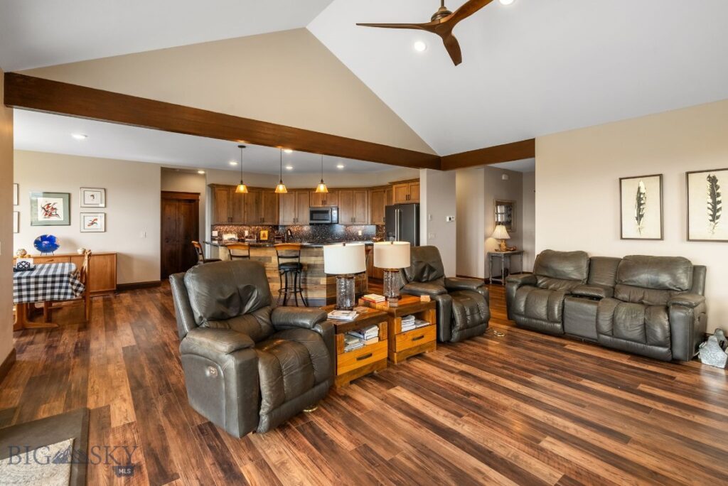 100 Saddle Ridge, Manhattan MT 59741