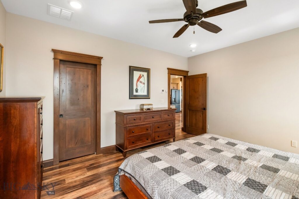 100 Saddle Ridge, Manhattan MT 59741