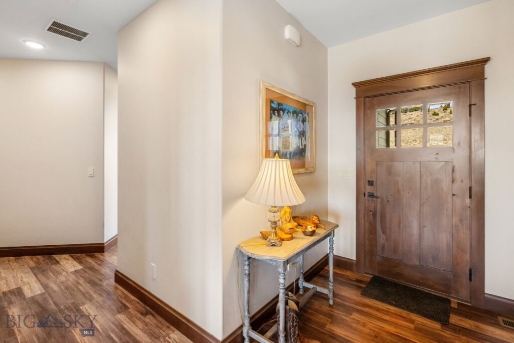 100 Saddle Ridge, Manhattan MT 59741