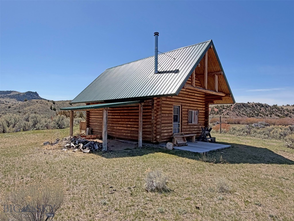 6275 Lower Grasshopper Road, Dillon MT 59725