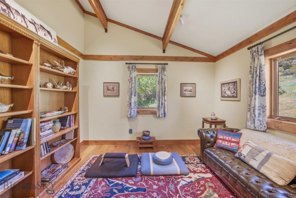 761 Sunny Bear Road, Bozeman MT 59715