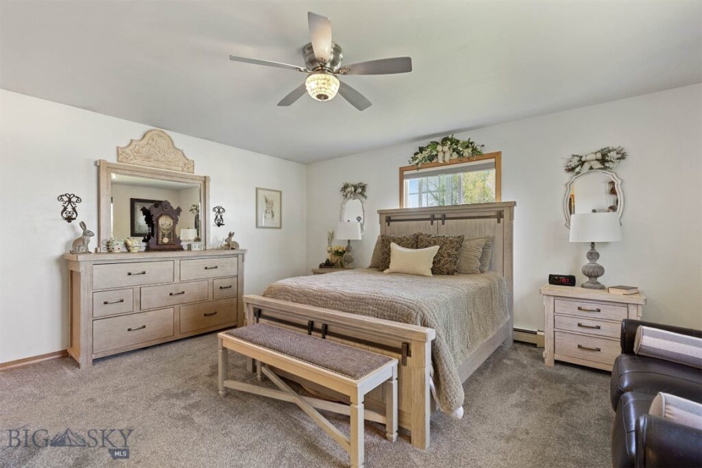 75 Flys Crossing Road, Manhattan MT 59741