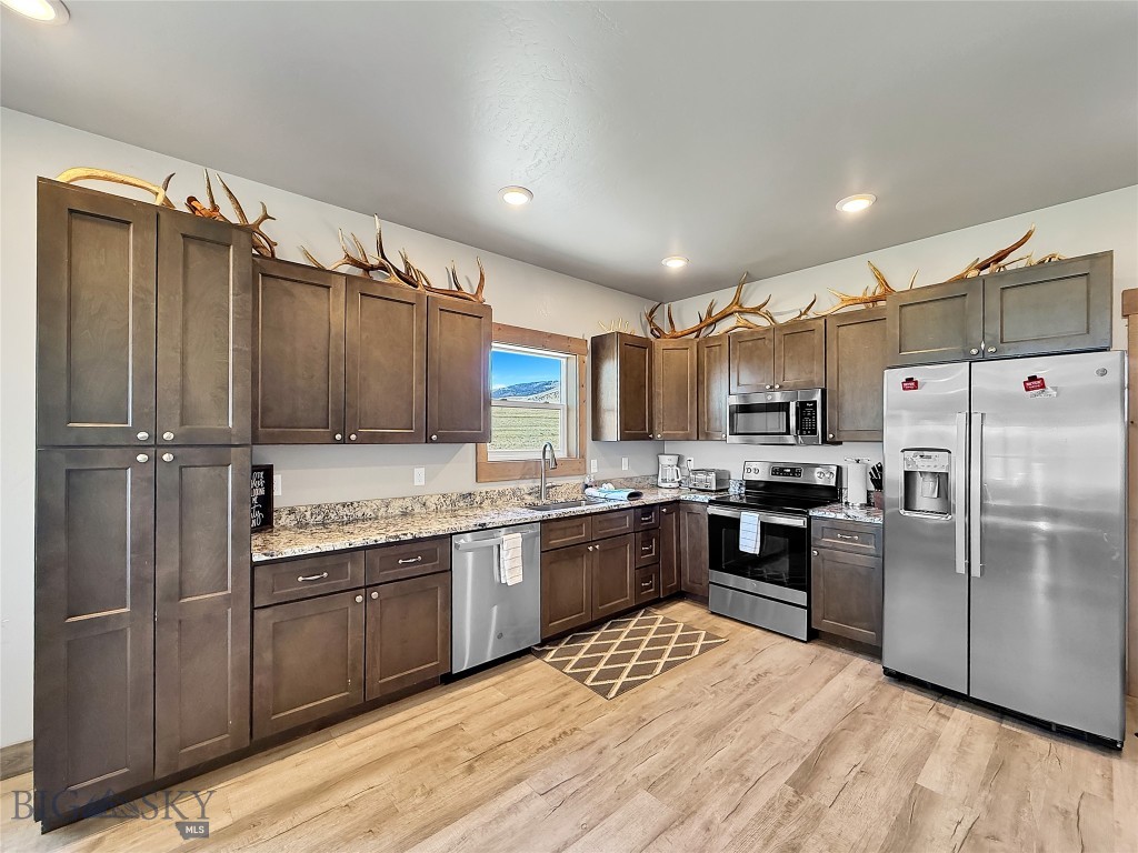 21 Gopher Trail, Ennis MT 59729