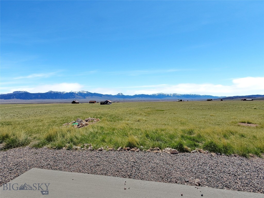 21 Gopher Trail, Ennis MT 59729