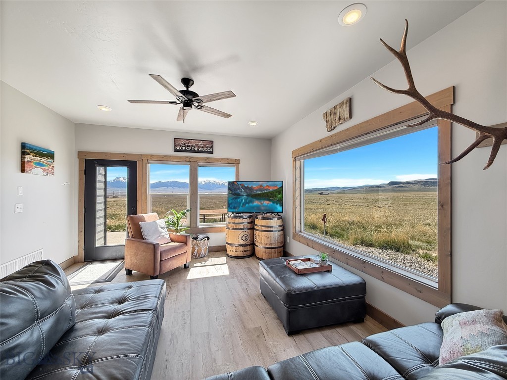 21 Gopher Trail, Ennis MT 59729