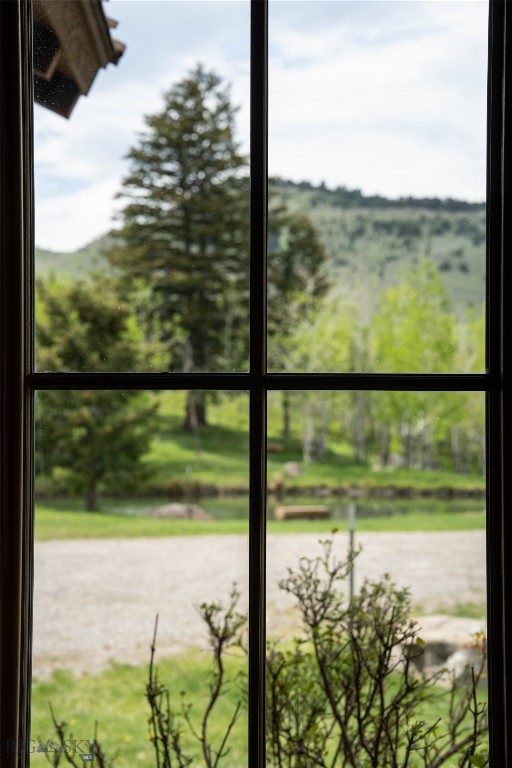 94 Skyband Trail, Livingston MT 59047