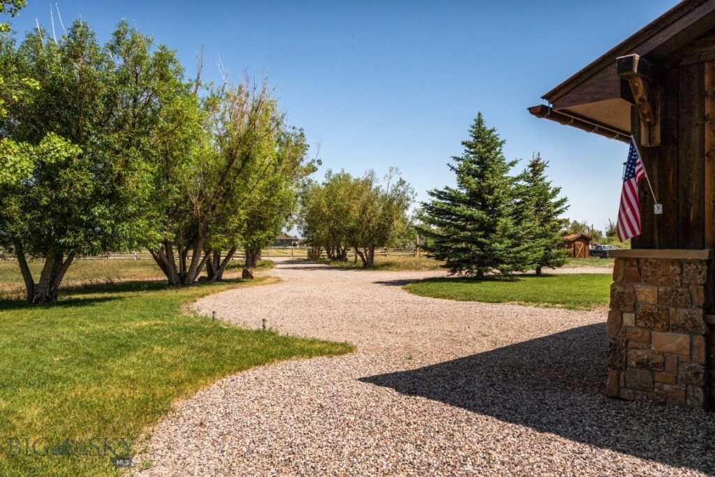 1872 Webster Lane, Dillon MT 59725