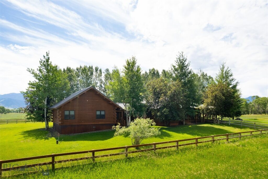 359 Waterloo Road, Whitehall MT 59759