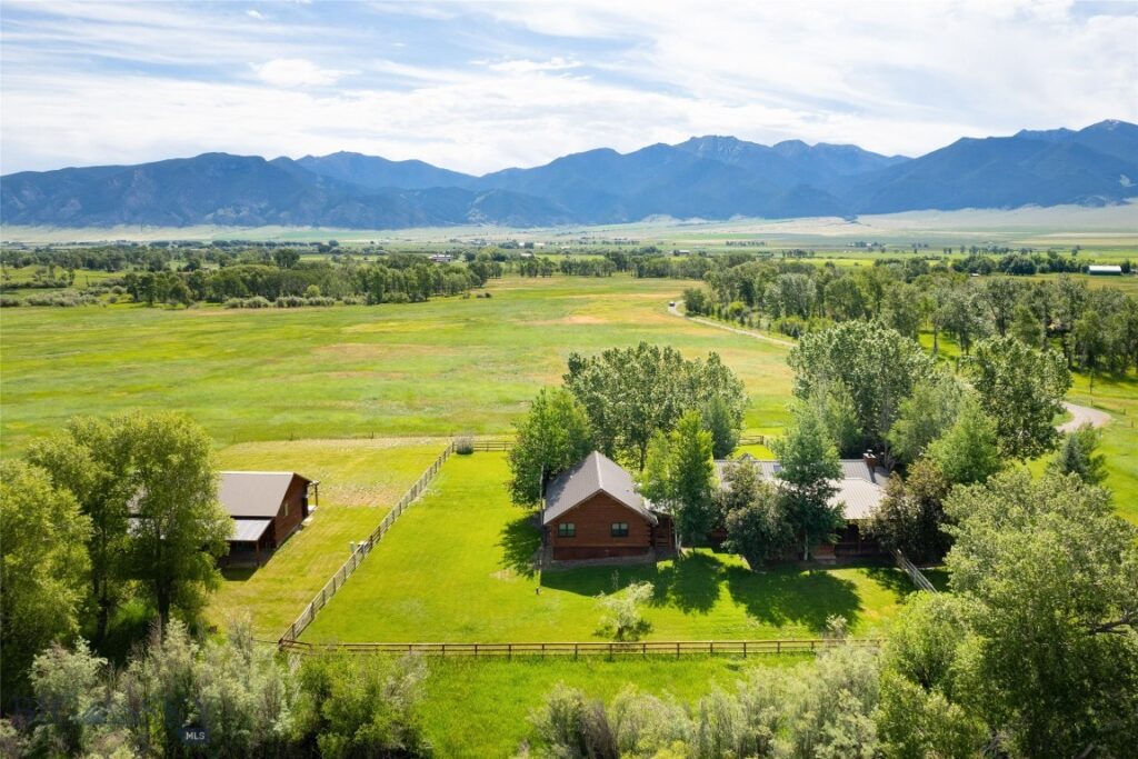 359 Waterloo Road, Whitehall MT 59759