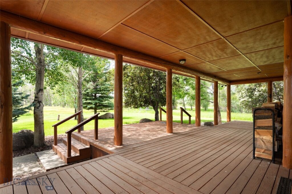 359 Waterloo Road, Whitehall MT 59759