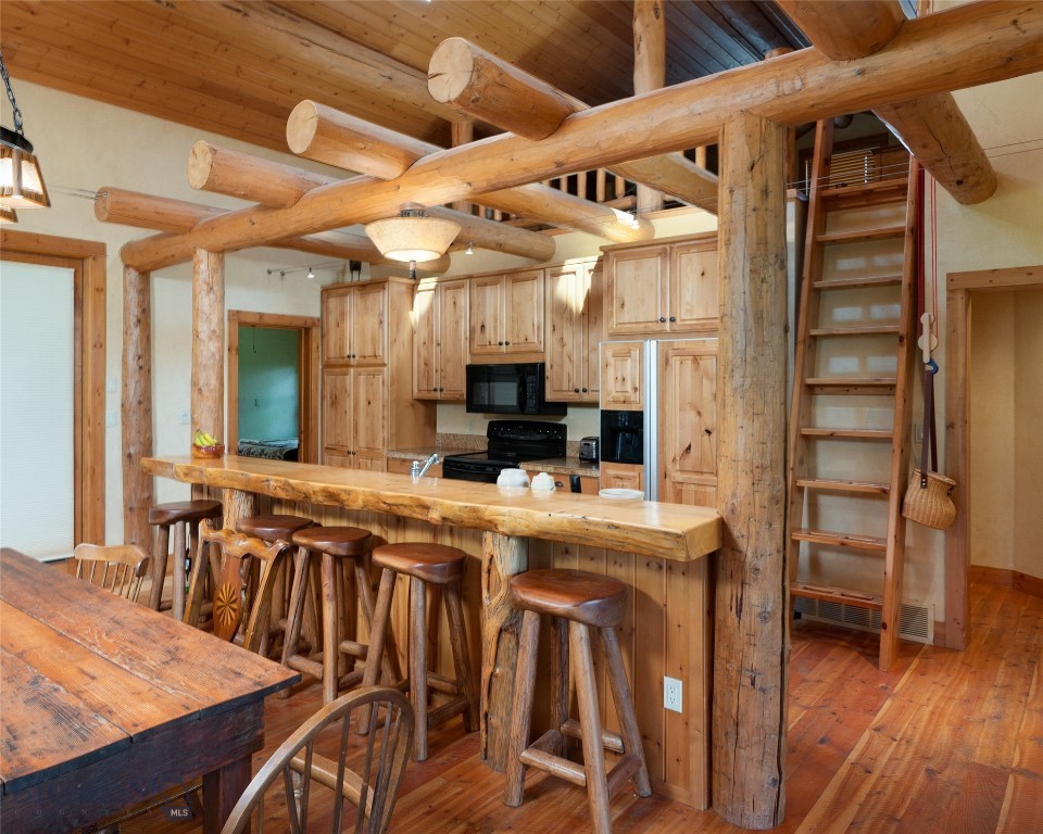 359 Waterloo Road, Whitehall MT 59759