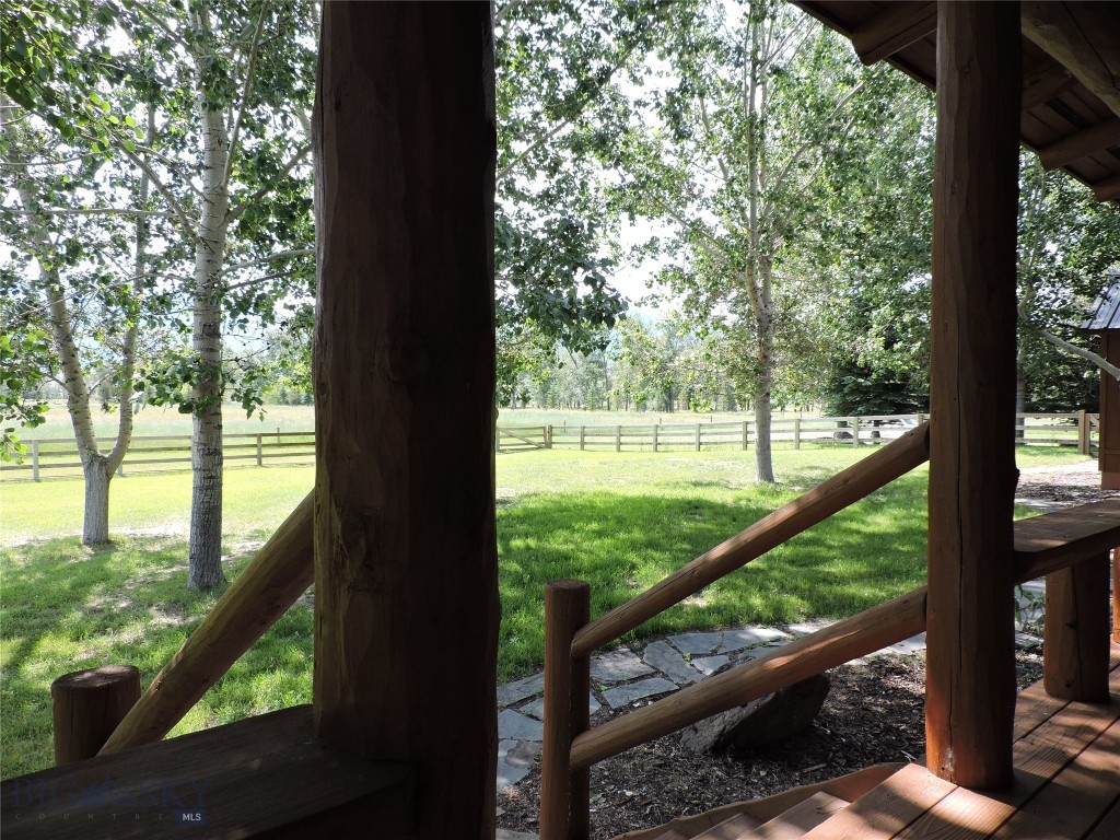 359 Waterloo Road, Whitehall MT 59759