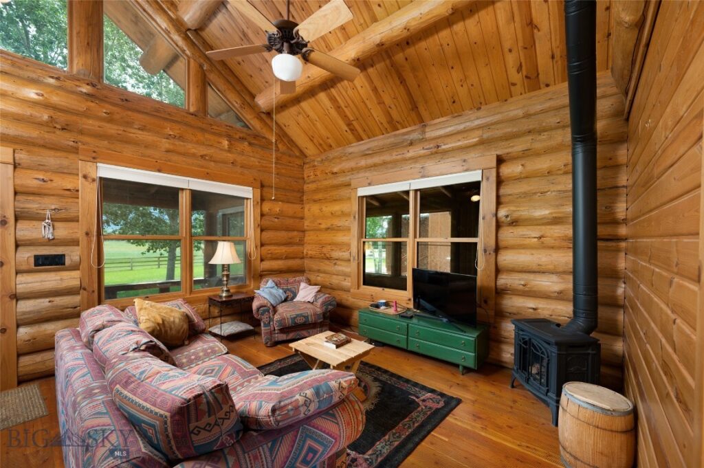 359 Waterloo Road, Whitehall MT 59759