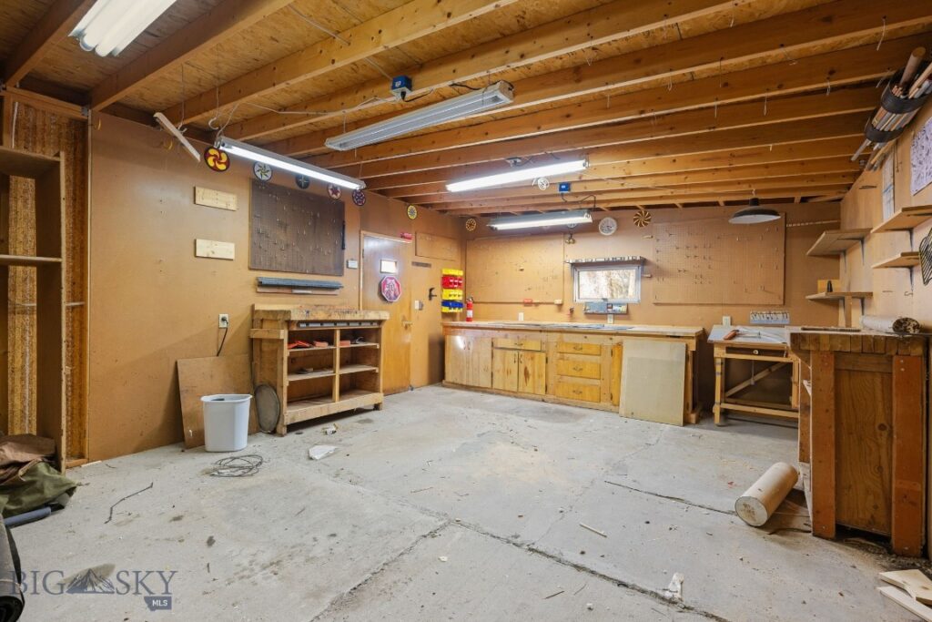 170 Pioneer Drive, Dillon MT 59725