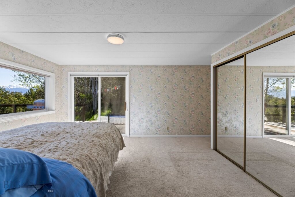 16 Orion Way, Emigrant MT 59027