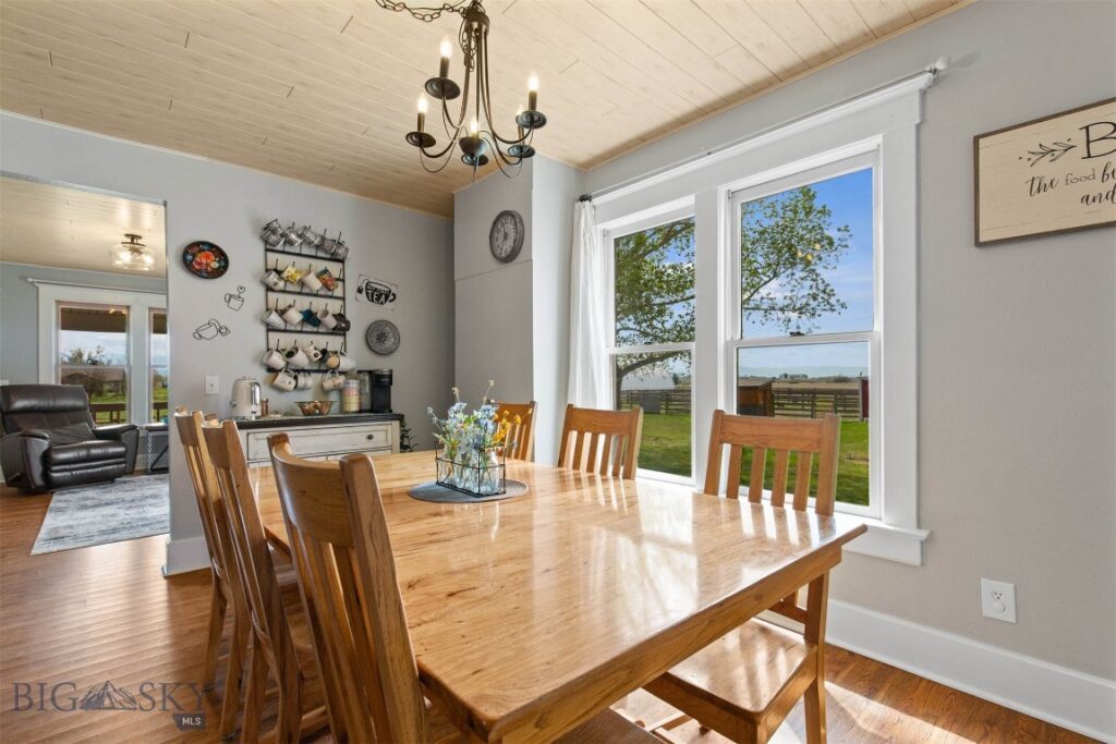 6280 W Dry Creek Road, Manhattan MT 59741