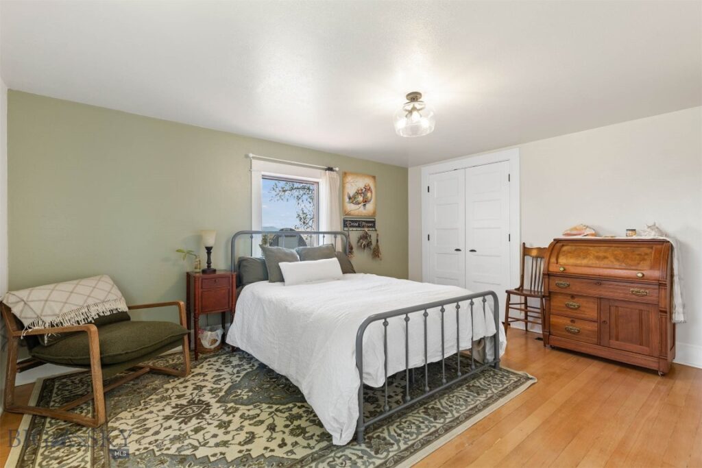 6280 W Dry Creek Road, Manhattan MT 59741