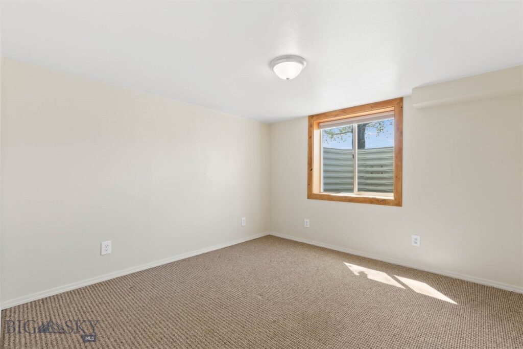 6280 W Dry Creek Road, Manhattan MT 59741