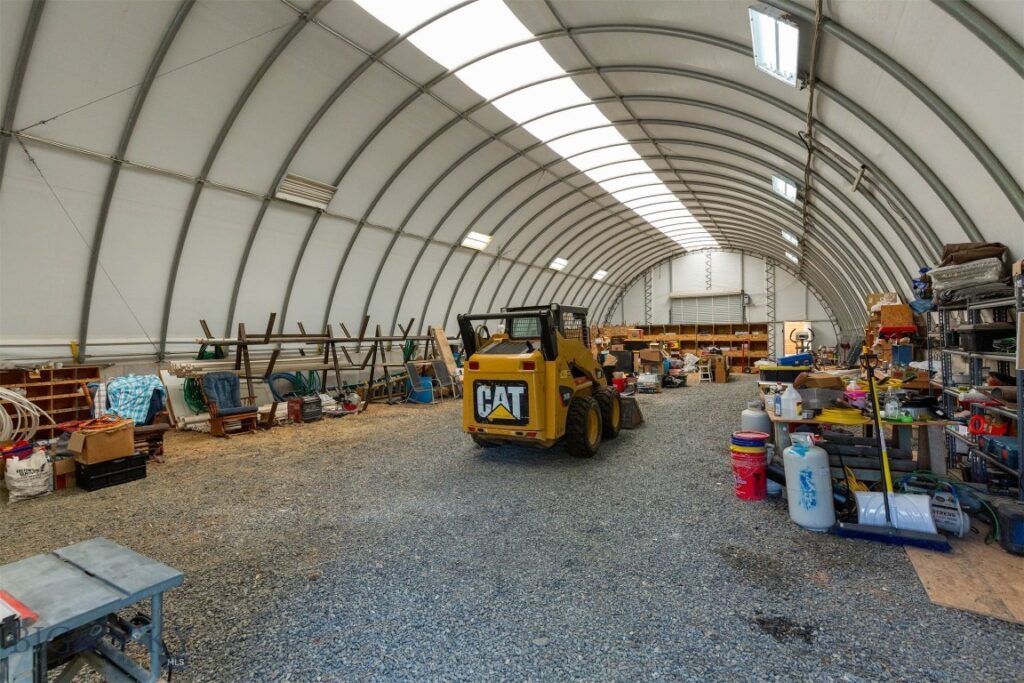 6280 W Dry Creek Road, Manhattan MT 59741