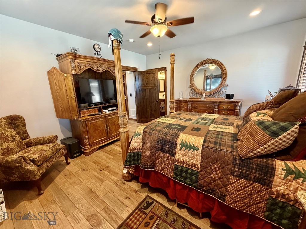 13502 Highway 41, Dillon MT 59725