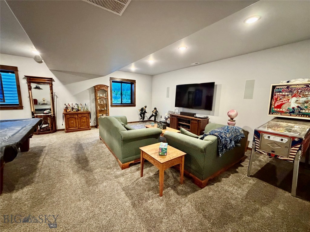 13502 Highway 41, Dillon MT 59725