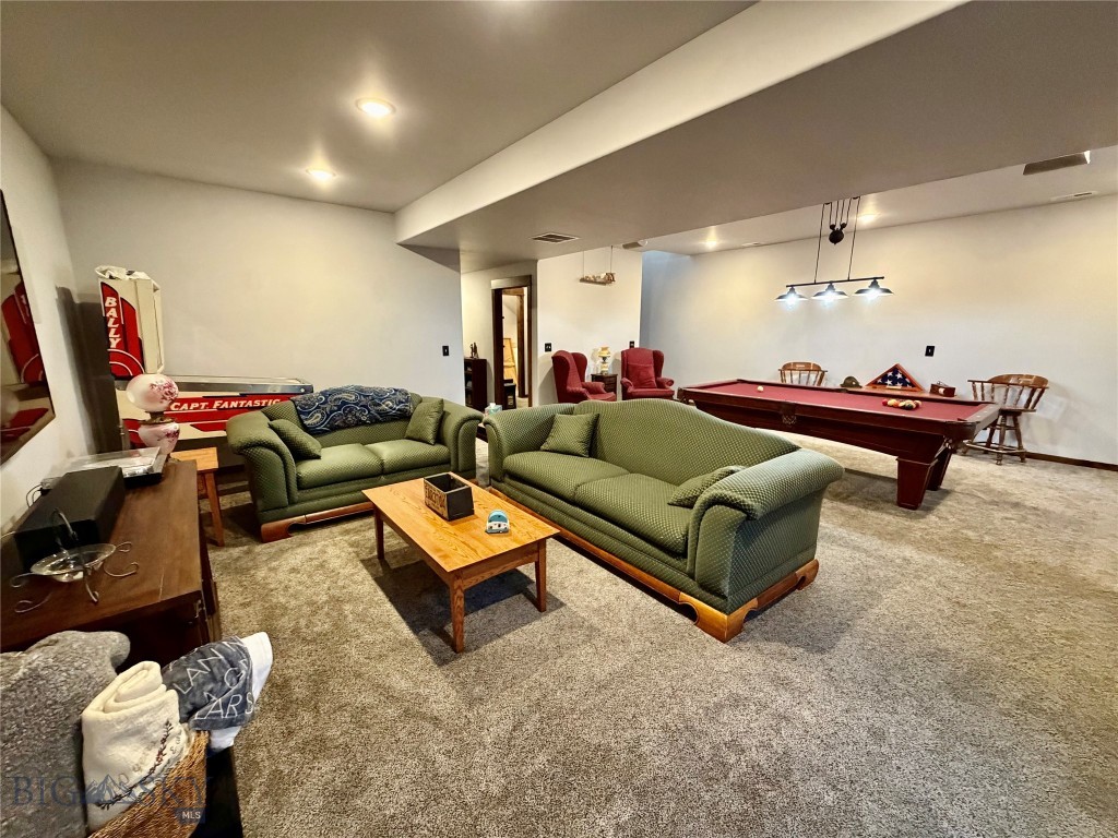 13502 Highway 41, Dillon MT 59725