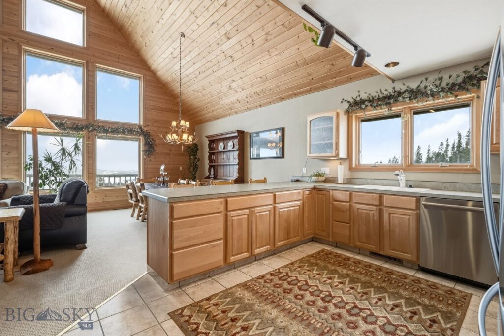 105 Damsel Lane, Anaconda MT 59711