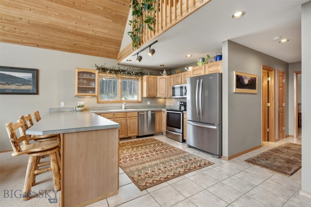 105 Damsel Lane, Anaconda MT 59711
