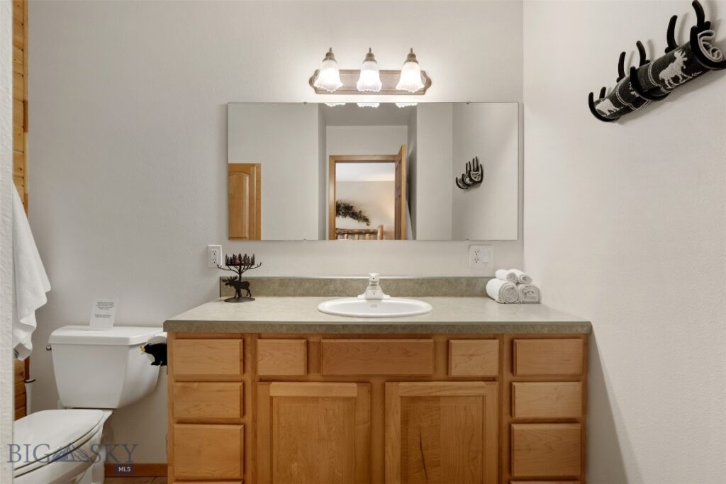 105 Damsel Lane, Anaconda MT 59711