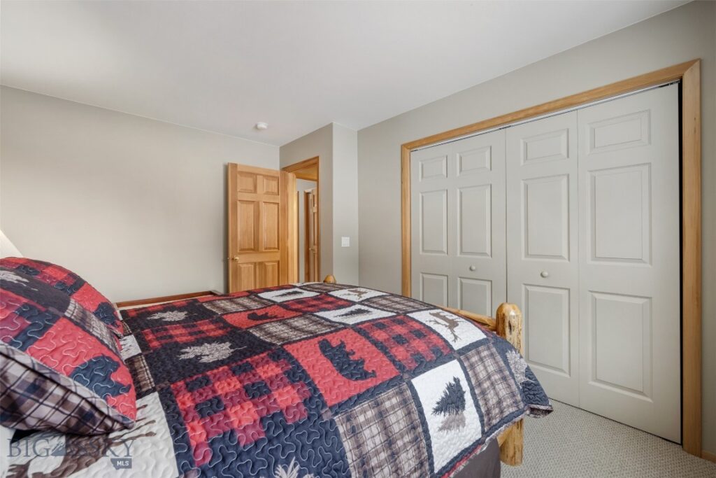 105 Damsel Lane, Anaconda MT 59711