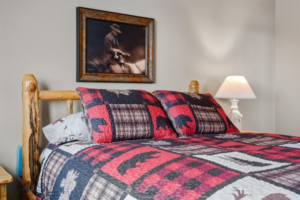 105 Damsel Lane, Anaconda MT 59711