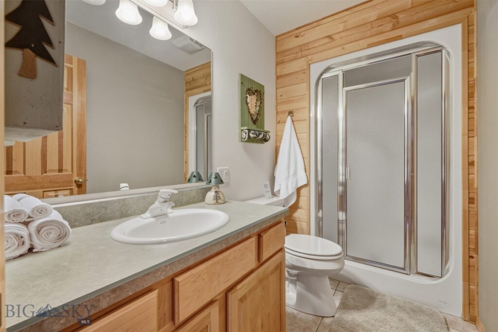 105 Damsel Lane, Anaconda MT 59711