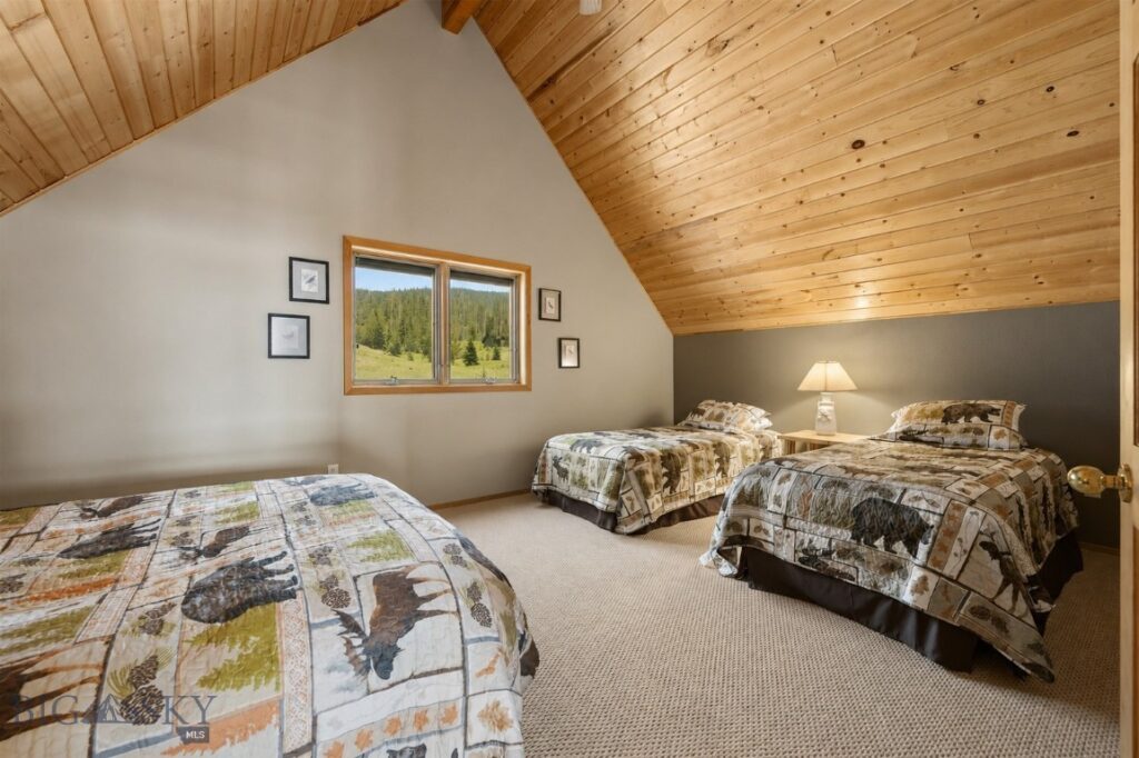 105 Damsel Lane, Anaconda MT 59711