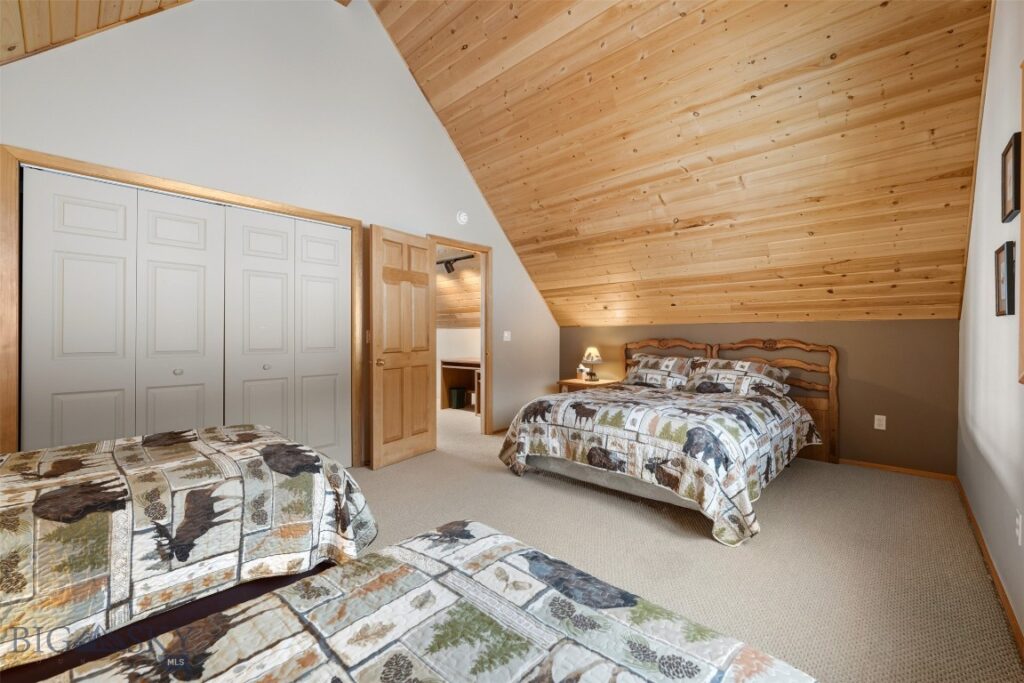 105 Damsel Lane, Anaconda MT 59711